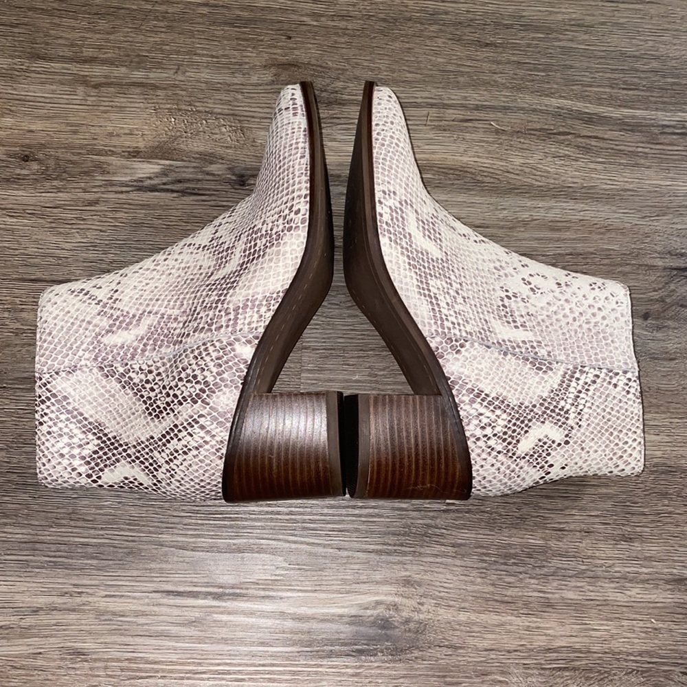 Seychelles For the Occasion Snake Bootie size 6.5 - Picture 5 of 6